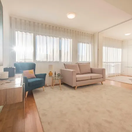 Apartment Saldanha Executive By The Portuguese Butler *